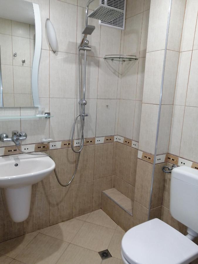 Yanakiev'S Central Apartment بورغاس المظهر الخارجي الصورة