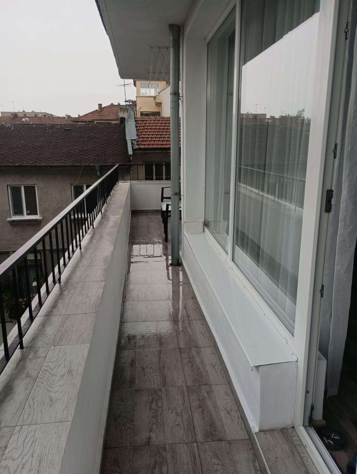 Yanakiev'S Central Apartment بورغاس المظهر الخارجي الصورة